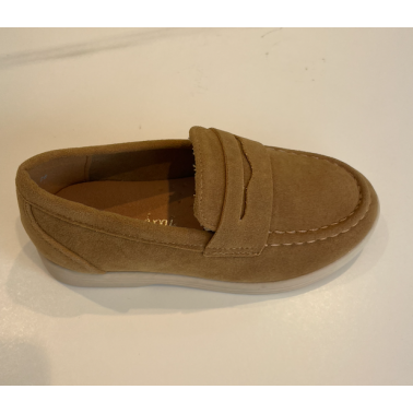 Mocassin enfant en daim couleur camel